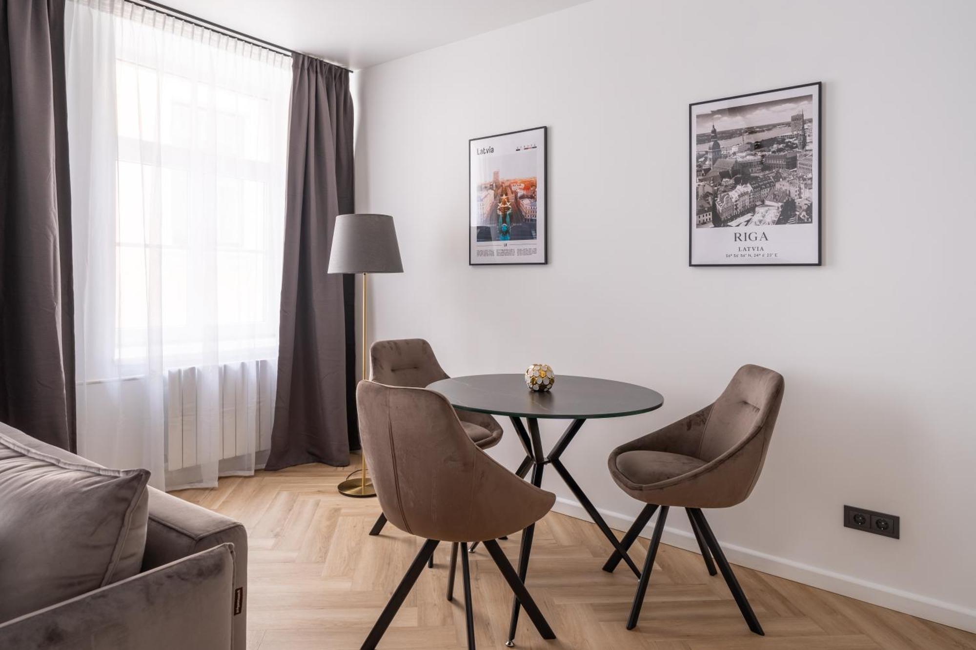 Mucenieku Street 1-Bedroom Stylish Apartment Riga Dış mekan fotoğraf