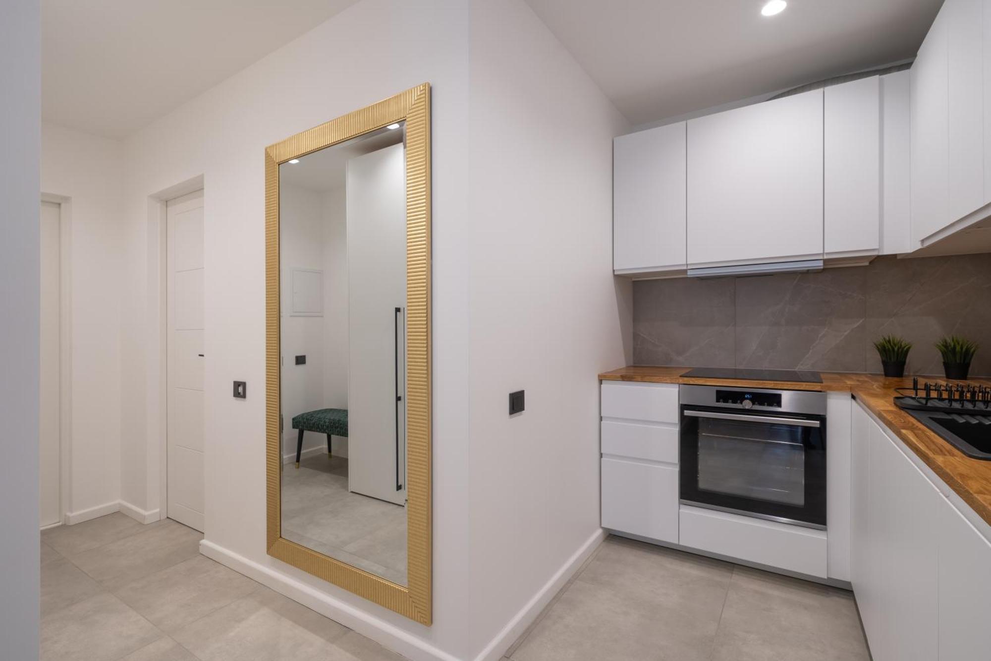 Mucenieku Street 1-Bedroom Stylish Apartment Riga Dış mekan fotoğraf